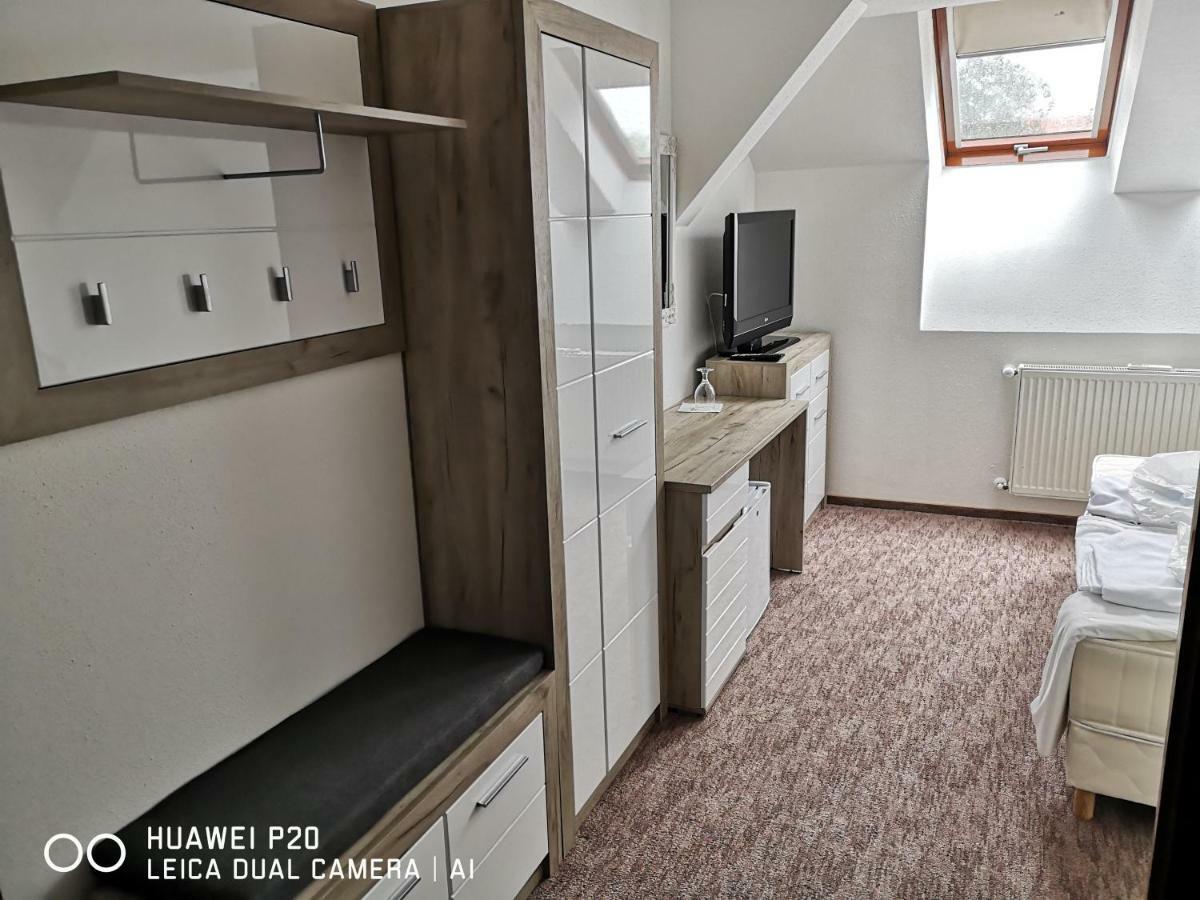 Kakukk Panzio Bed & Breakfast Nyírbátor Eksteriør bilde