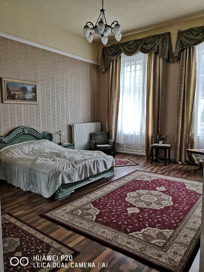 Kakukk Panzio Bed & Breakfast Nyírbátor Eksteriør bilde